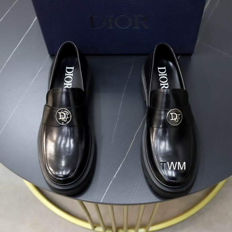 Picture of Dior Shoes _SKUDiorsz38-453CWM10033968